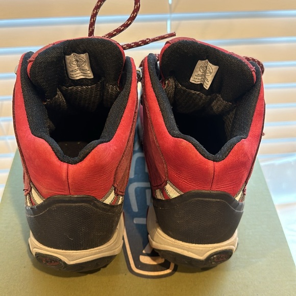 Oboz Hiking Trail Suede Leather Waterproof Boots, Size 7 - Picture 2 of 7